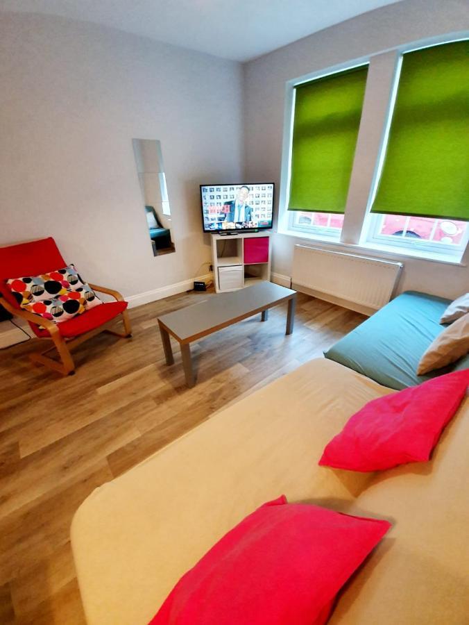 Beautiful 3 Bedroom House At The Sea Front - Amazing Location 사우스엔드온시 외부 사진